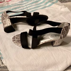 Bandolino Snakeskin Zipper Sandals